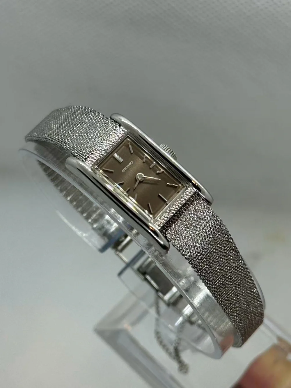 Vintage Seiko Women Manual Wind Watch 14mm Brown Dial Stainless Steel Band Runs